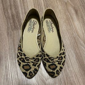 Leopard Skechers Flats